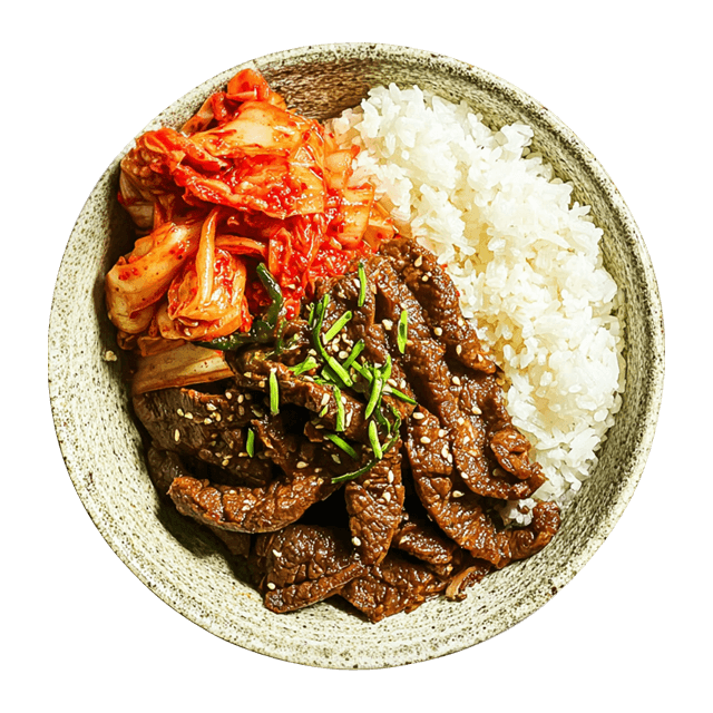 Koreańska miska mocy z wołowiną, kimchi i ryżem jaśminowym