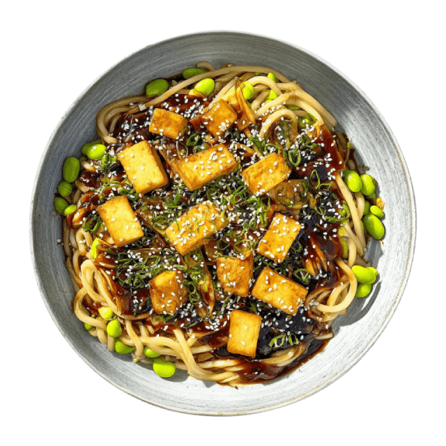 Ekspresowy udon teriyaki z tofu i edamame